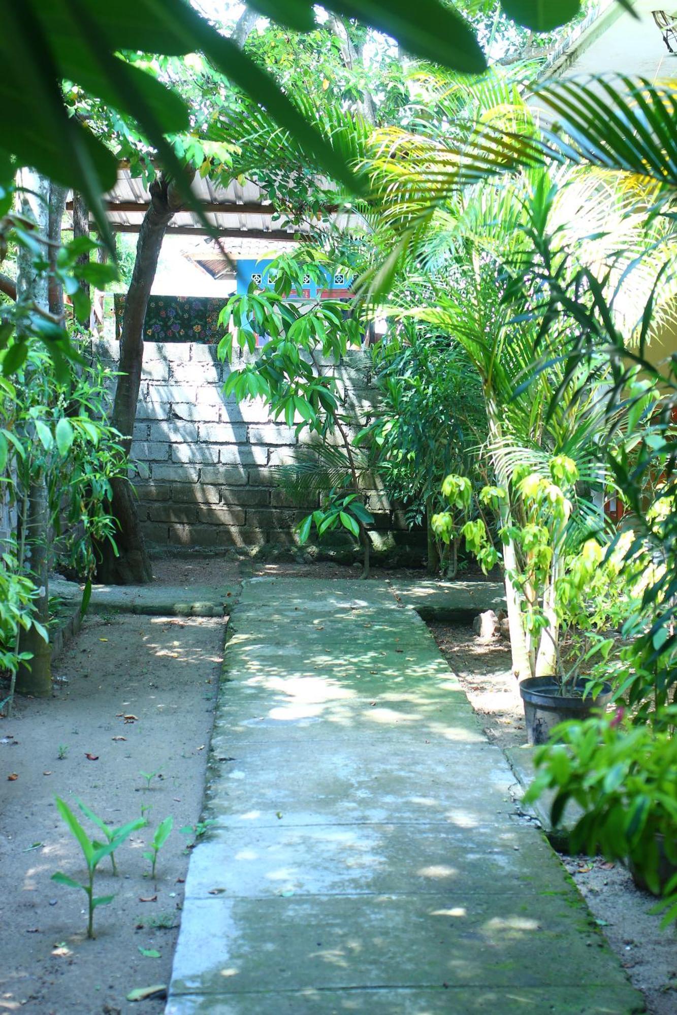 Three V Homestay Kuta  Екстериор снимка