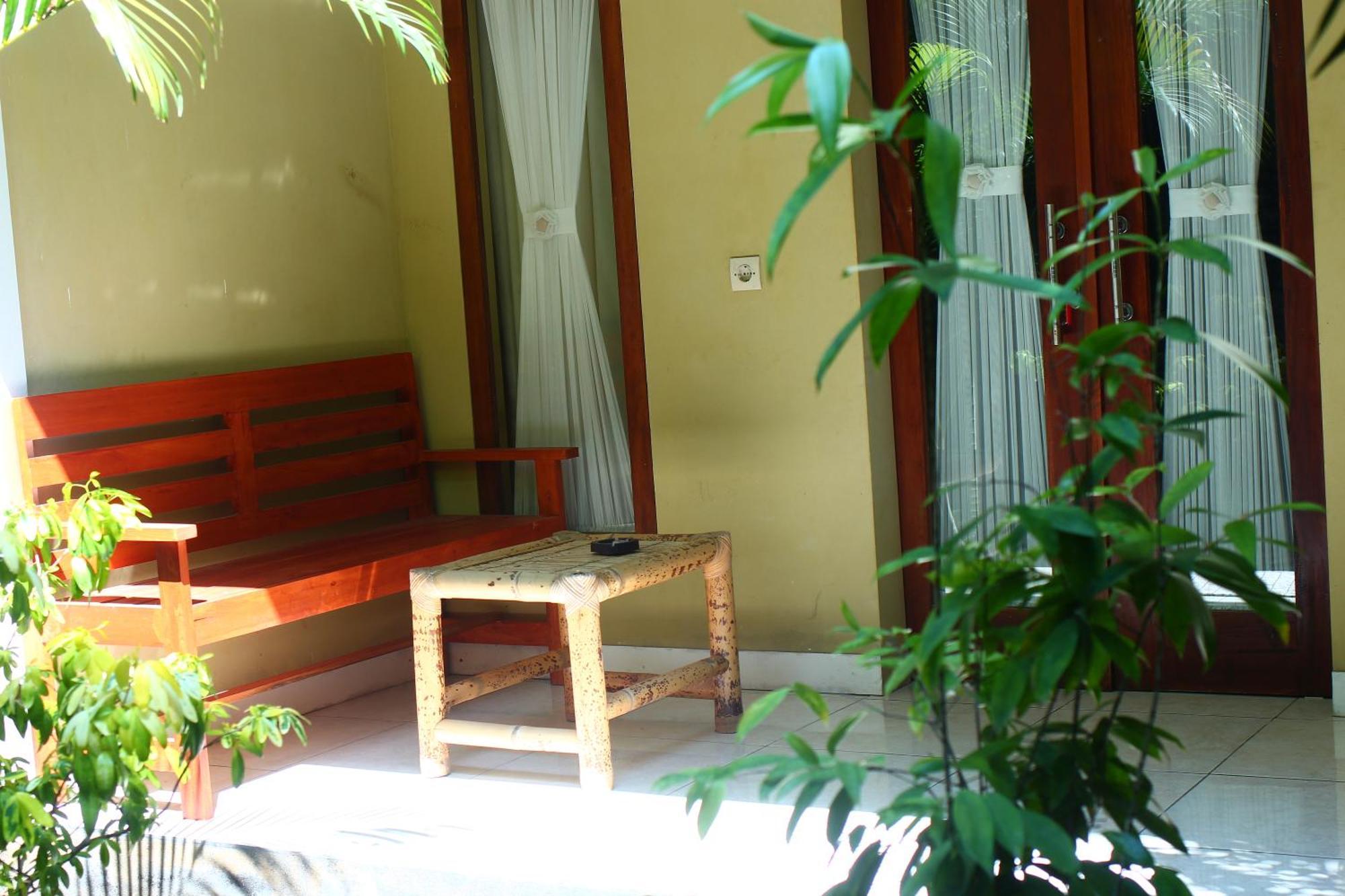 Three V Homestay Kuta  Екстериор снимка